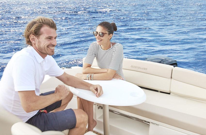 Quicksilver Activ 555 Cabin