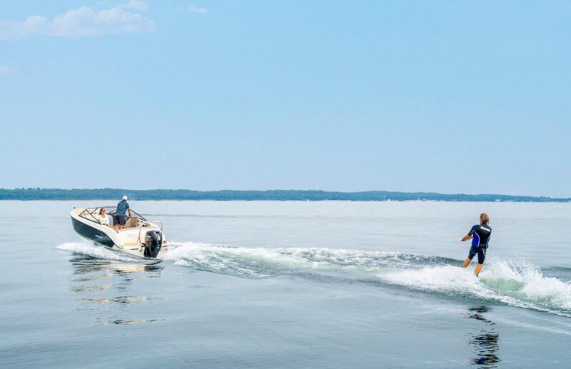 Quicksilver Activ 605 Cruiser