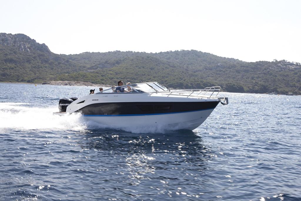 Quicksilver Activ 805 Cruiser