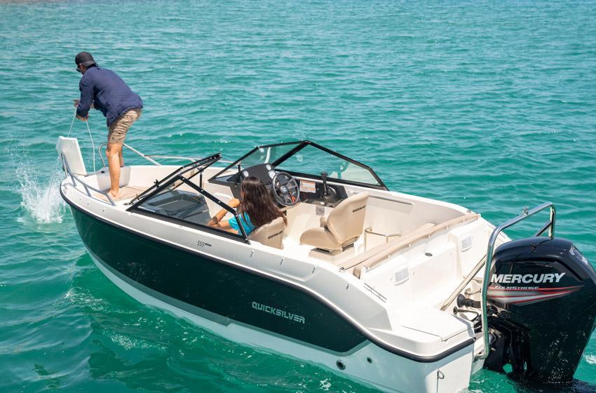 Quicksilver Activ 555 Bowrider