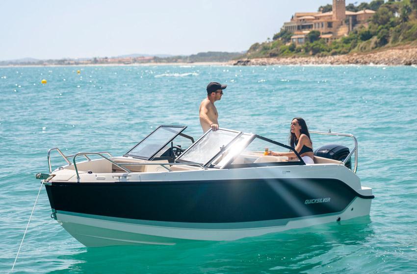 Quicksilver Activ 555 Bowrider