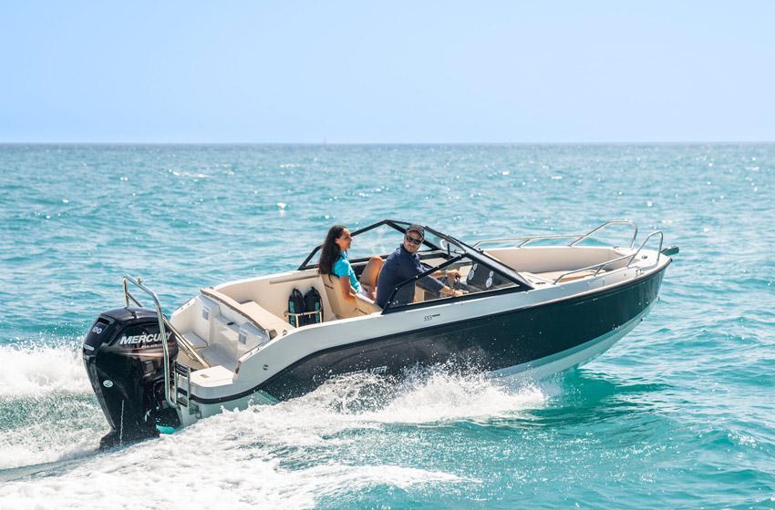 Quicksilver Activ 555 Bowrider