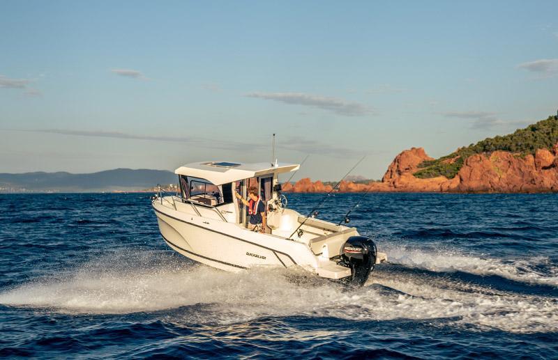 Quicksilver 625 Pilothouse