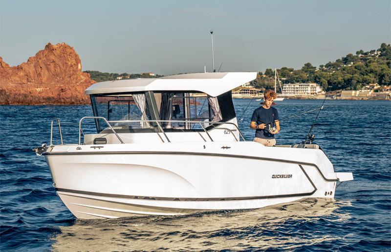 Quicksilver 625 Pilothouse