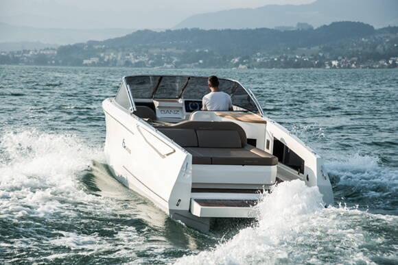 Ganz Boats Ovation 7.6E