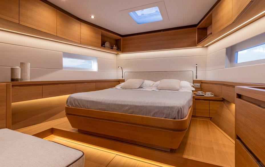 Grand Soleil 72