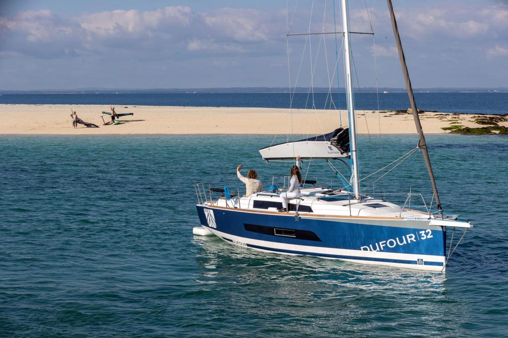 Dufour 32
