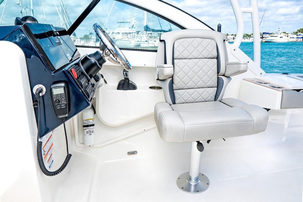 Pursuit Dual Console DC 246