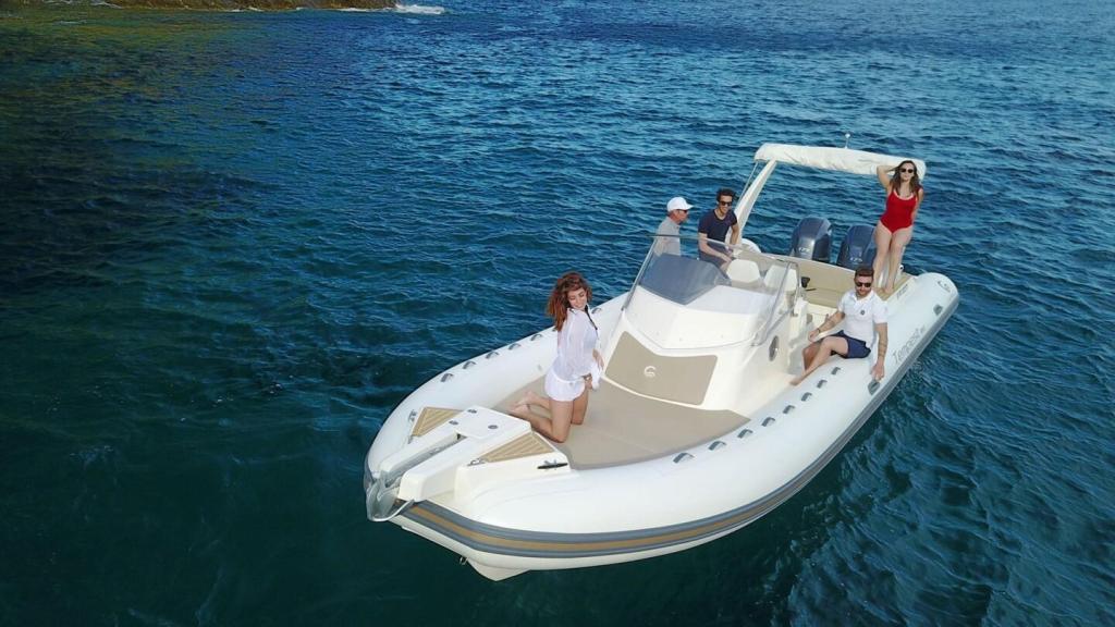 Capelli Tempest 850 Open