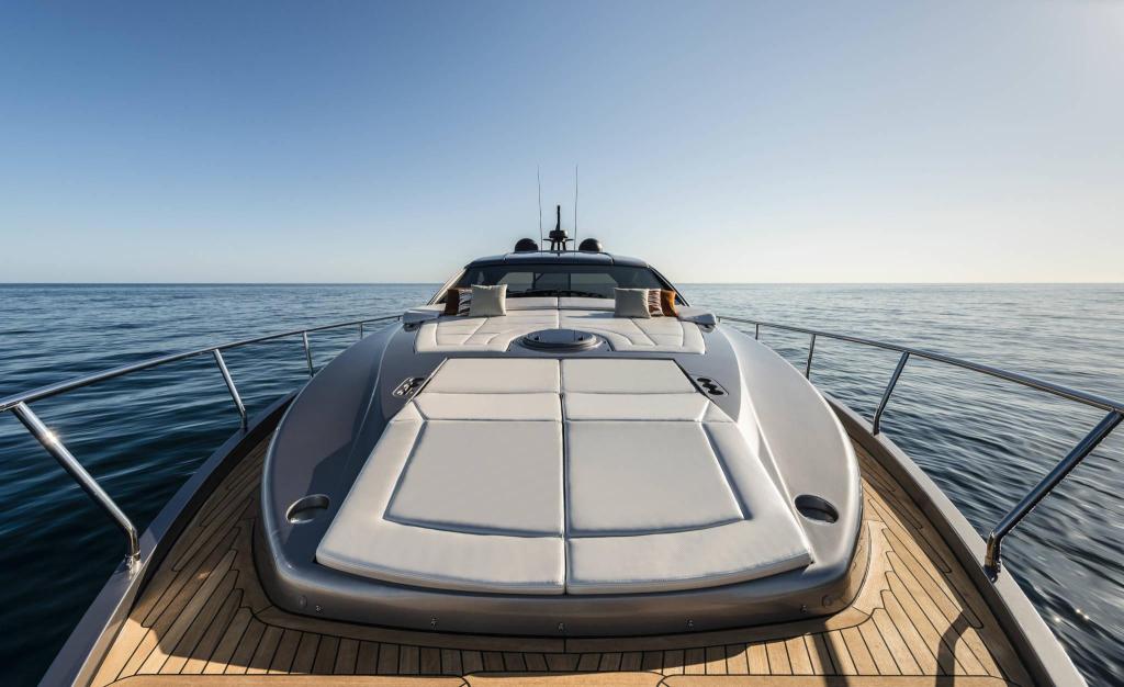 Pershing 6X