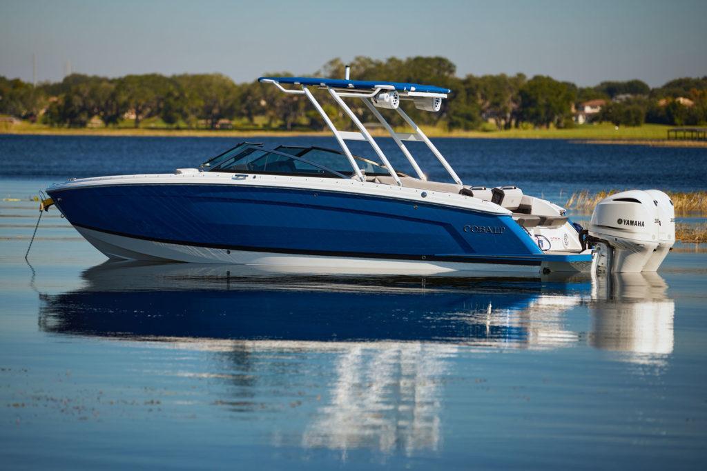 Cobalt R8 Outboard