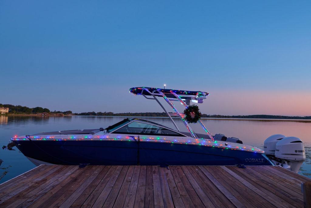Cobalt R8 Outboard