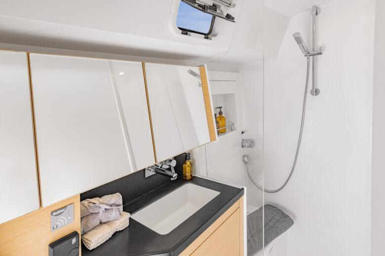 Hanse 460