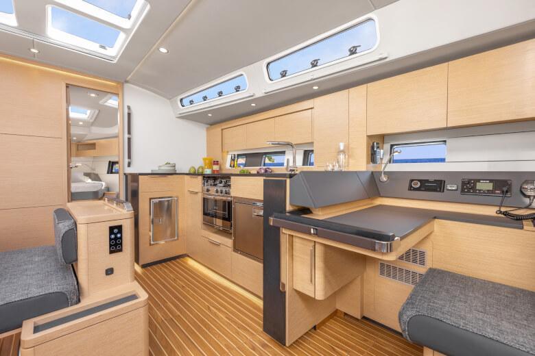 Hanse 460