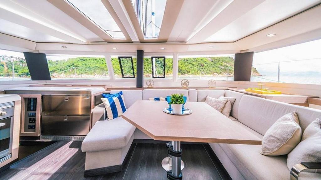 Fountaine Pajot Tanna 47