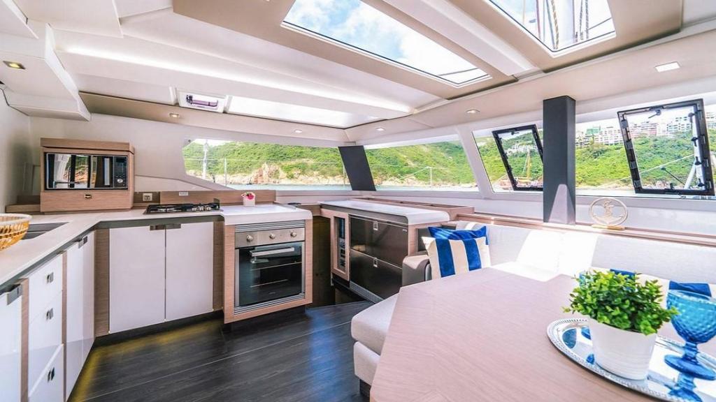 Fountaine Pajot Tanna 47