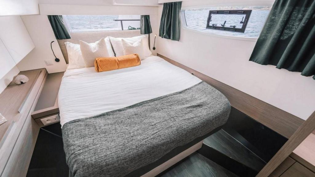 Fountaine Pajot Tanna 47