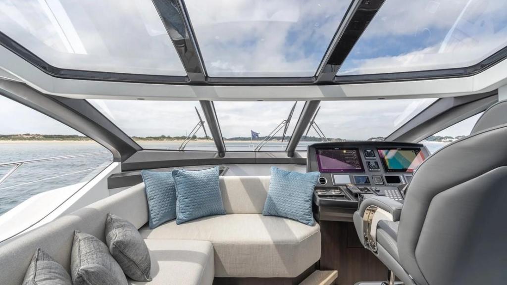 Sunseeker Predator 74 XPS