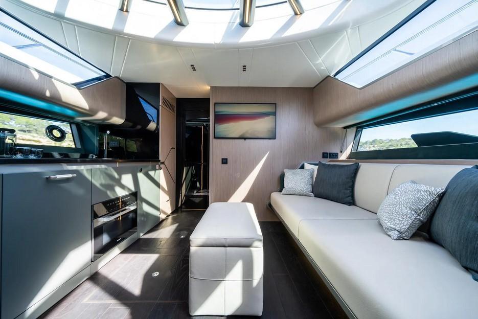 Sunseeker Superhawk 55