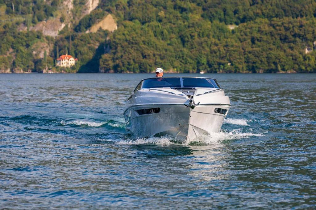 A. Mostes Pegaso 28 Evo