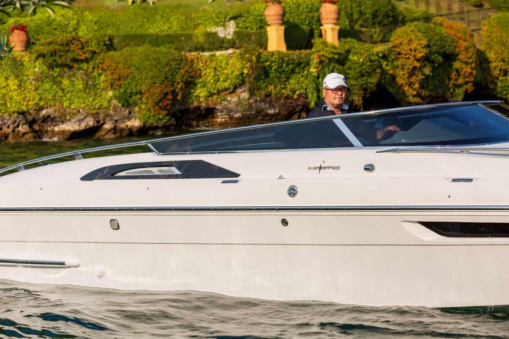 A. Mostes Pegaso 28 Evo