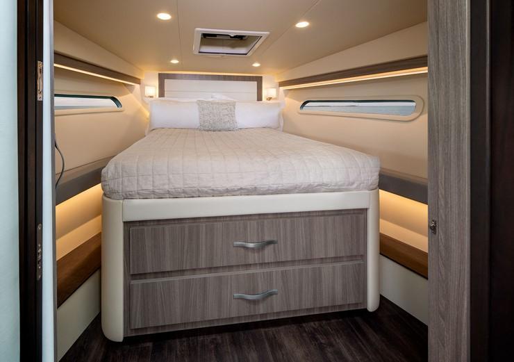 Regal 38 FXO