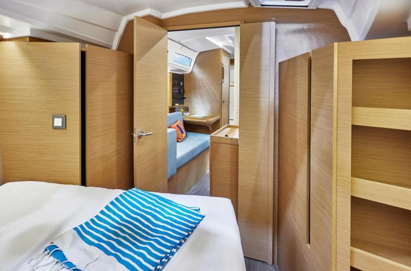 Jeanneau Sun Odyssey 380