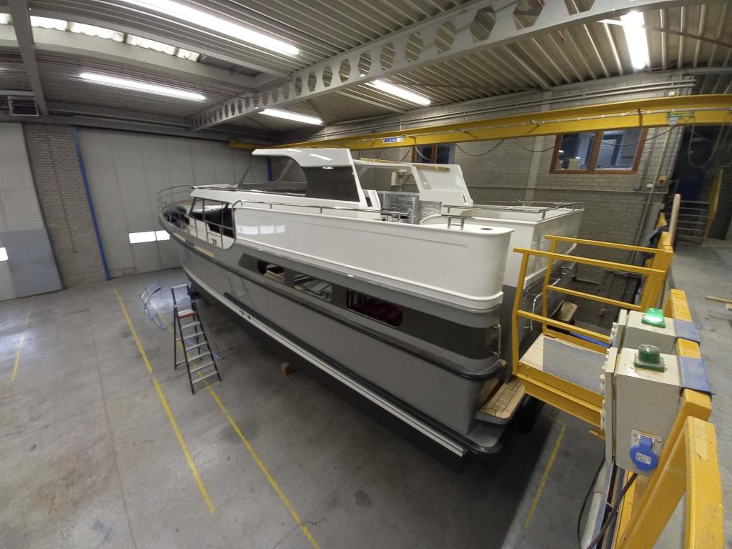 Linssen 55 SL AC Variotop®
