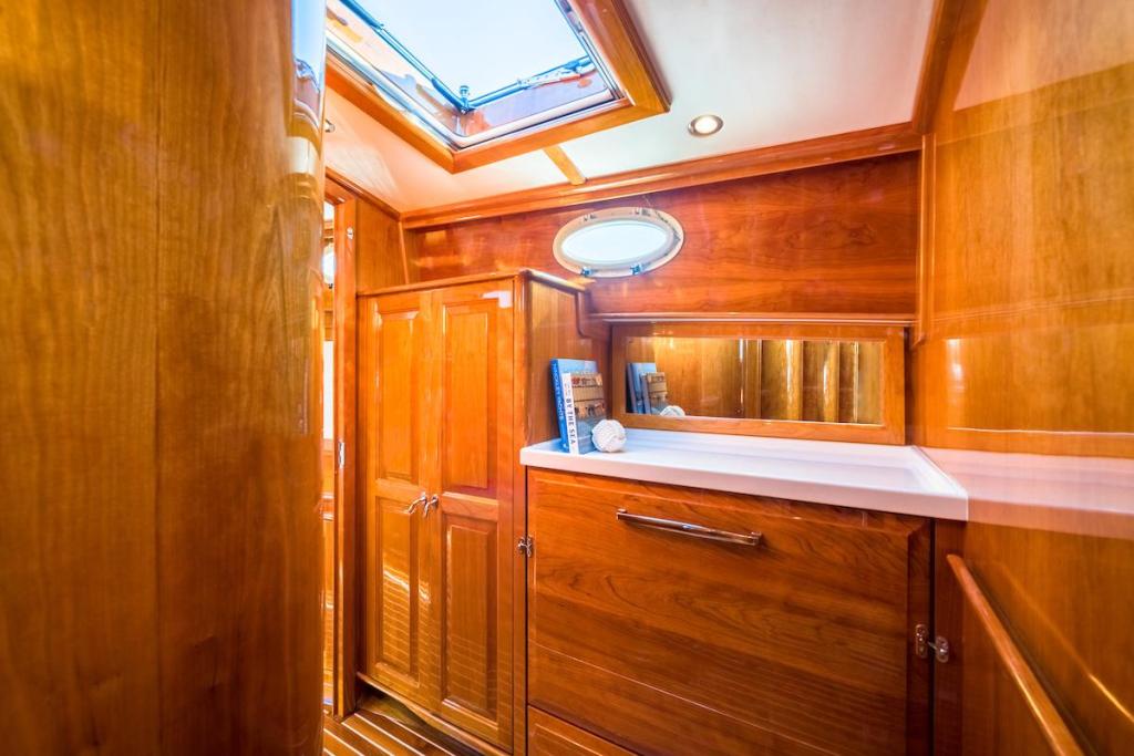 Hinckley Talaria 57