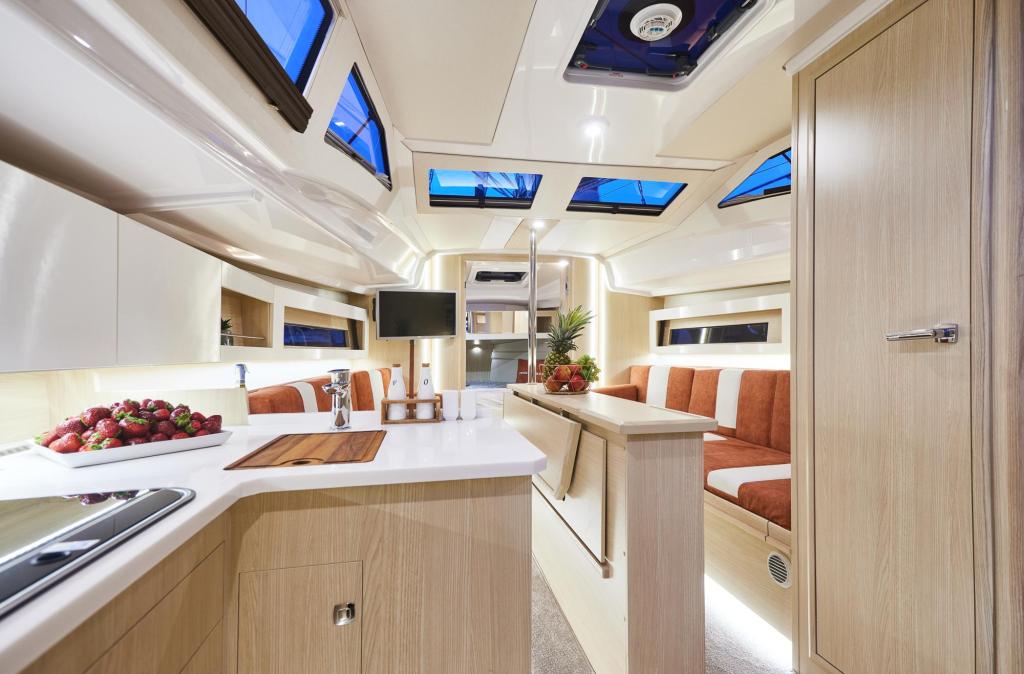 Northman Maxus 34