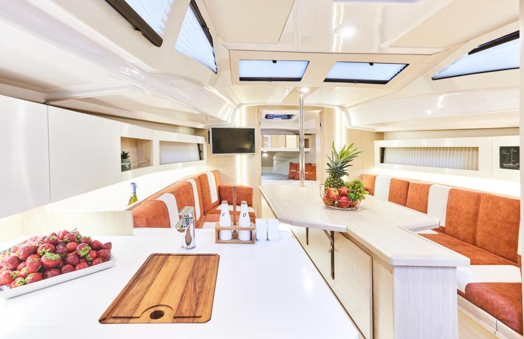 Northman Maxus 34