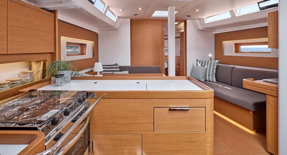 Beneteau First 44