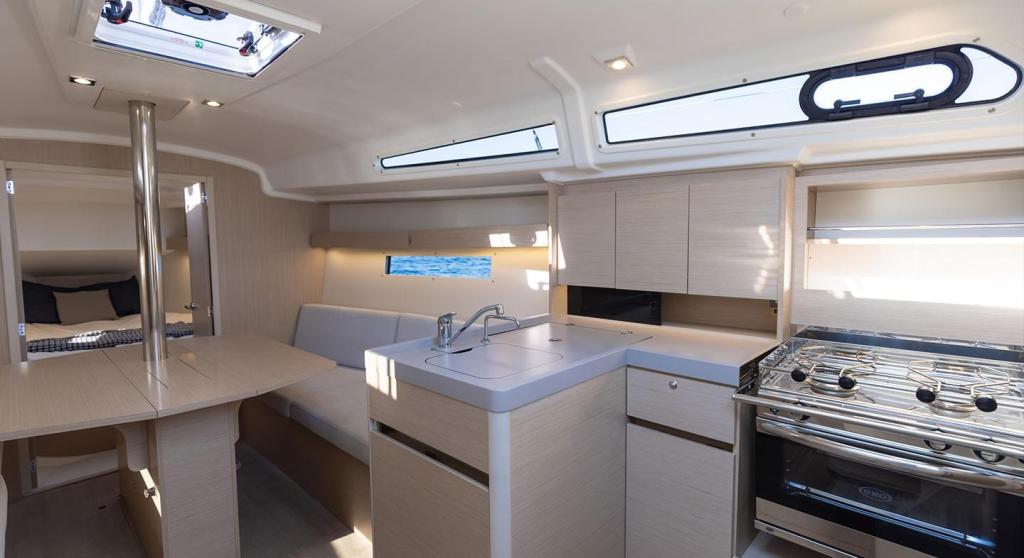 Beneteau Oceanis 34.1