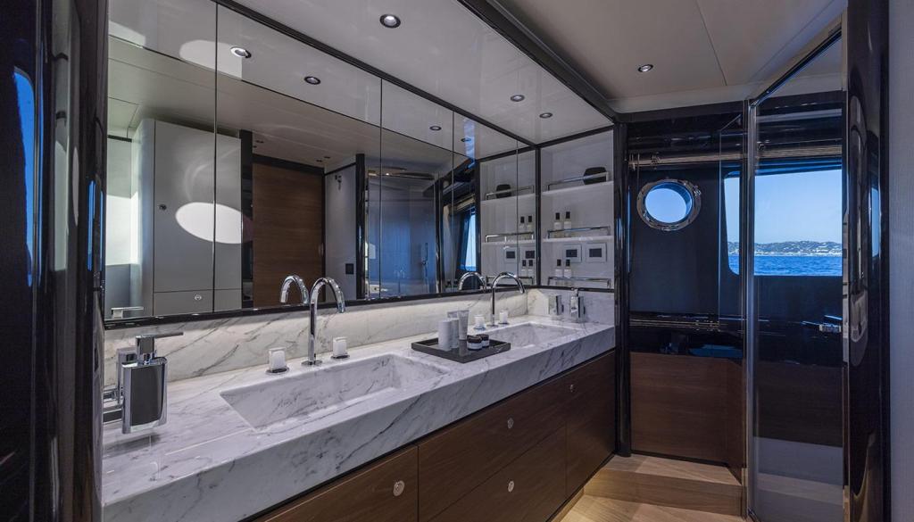 Absolute Navetta 75