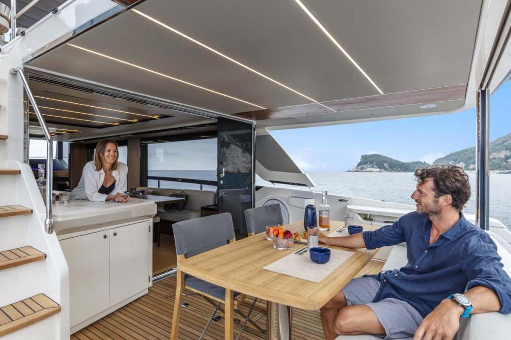 Absolute Navetta 68