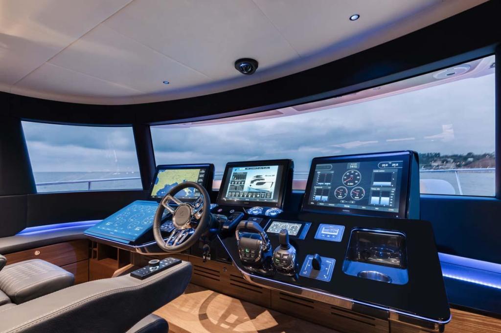 Absolute Navetta 68