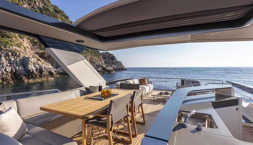 Absolute Navetta 64