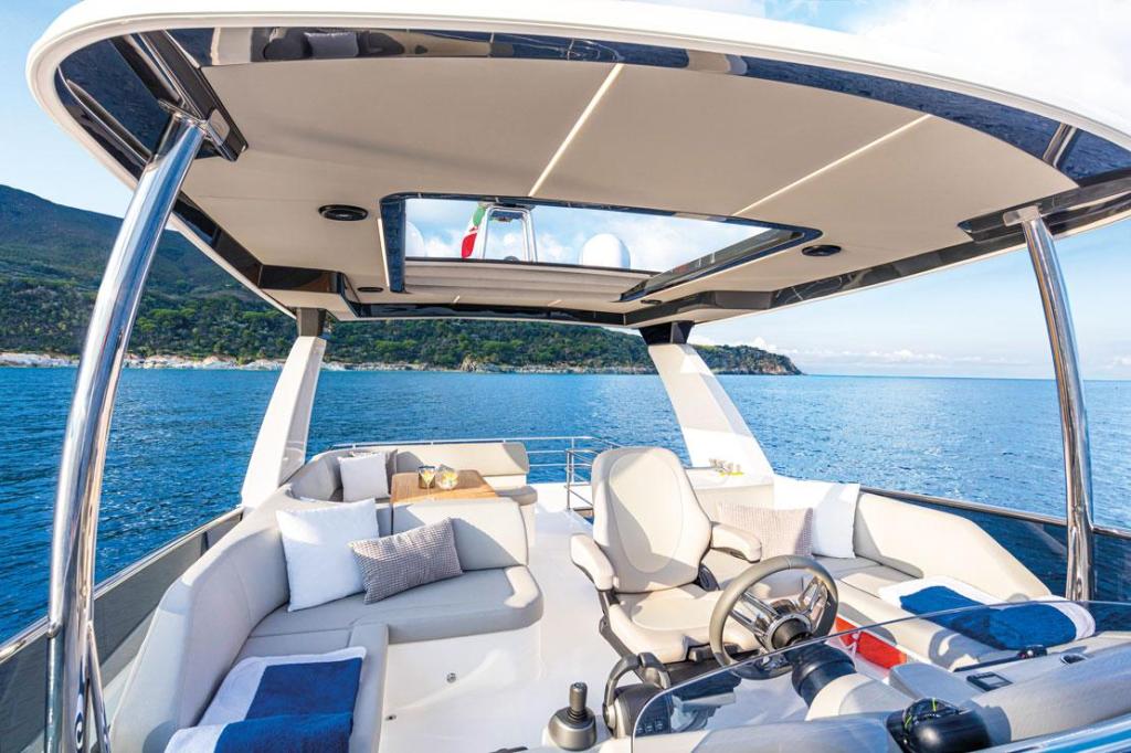 Absolute Navetta 52