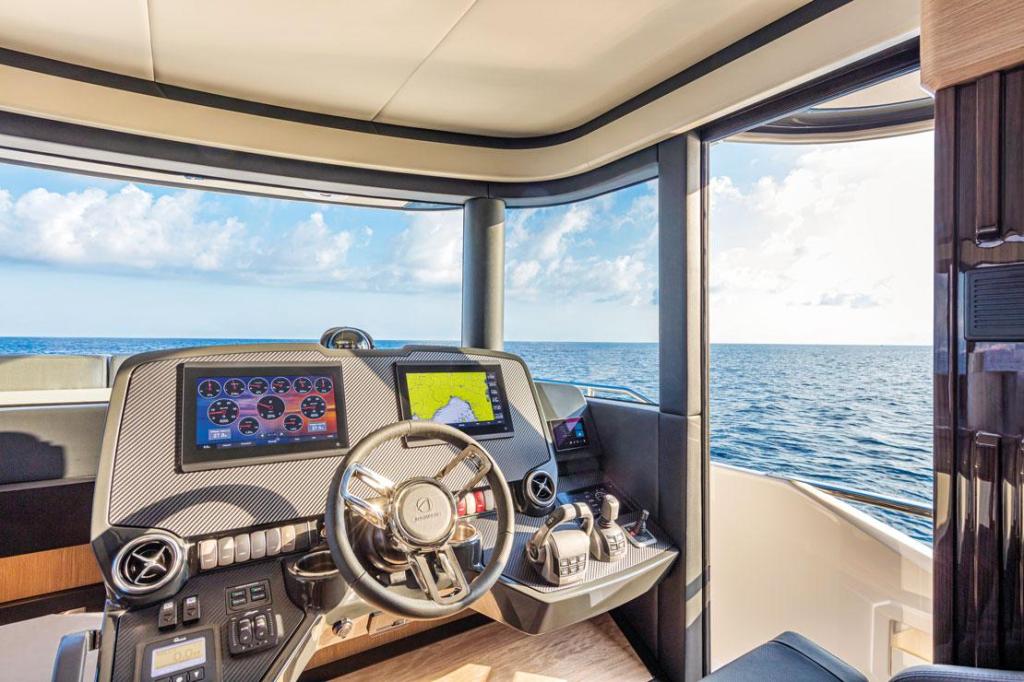 Absolute Navetta 52