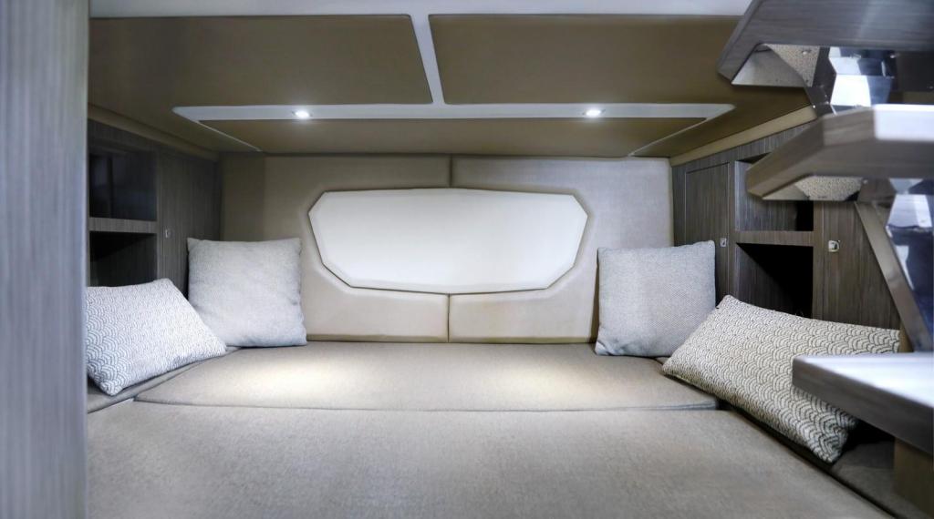 Ranieri Next 330 LX