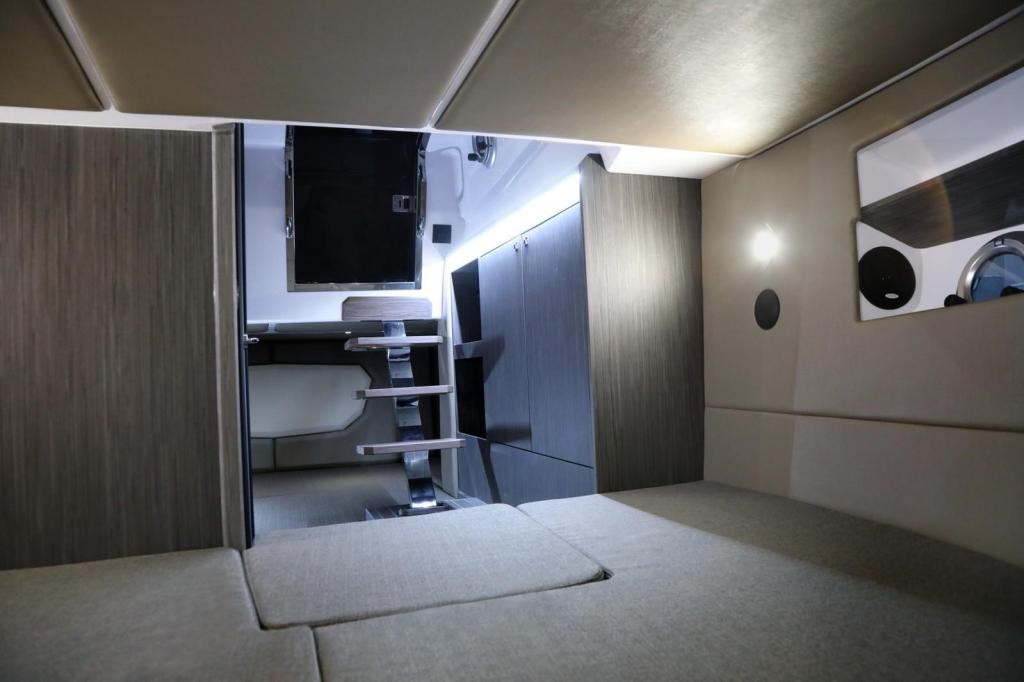 Ranieri Next 330 LX