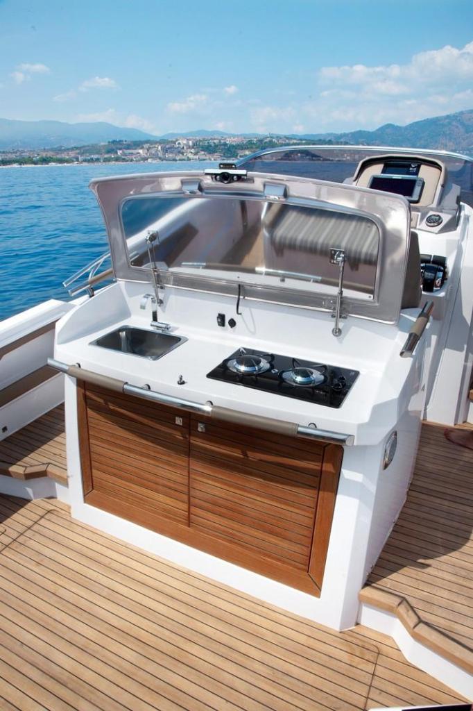 Ranieri Next 370 SH