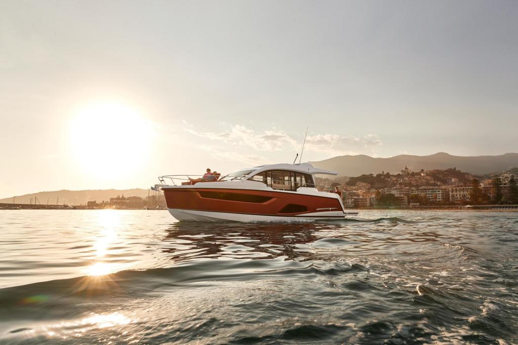 Sealine C430