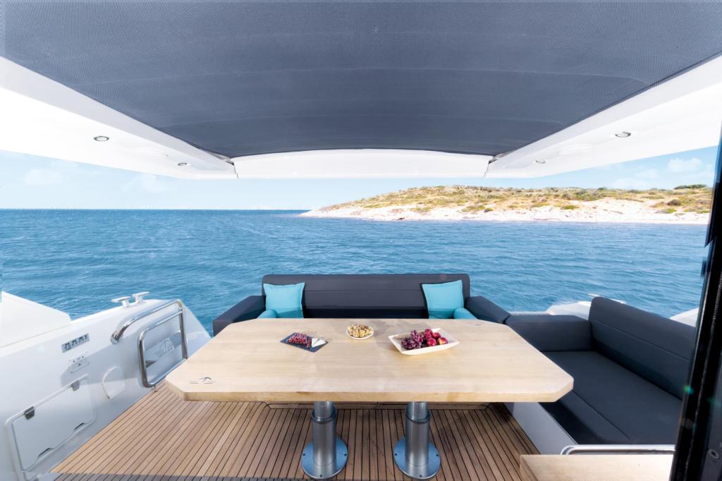 Sealine C530
