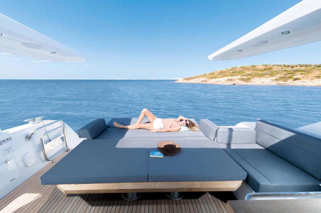 Sealine C530