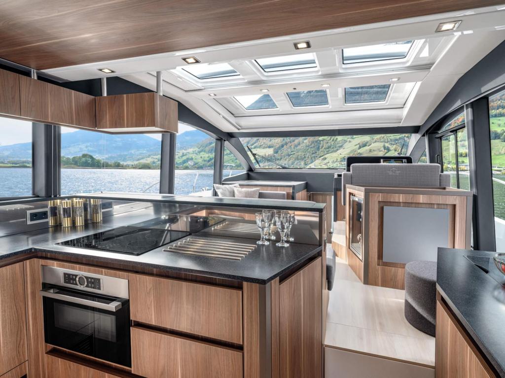 Sealine C530