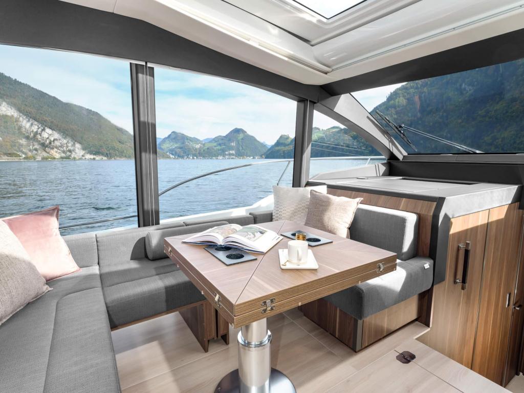Sealine C530