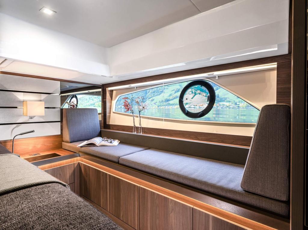 Sealine C530