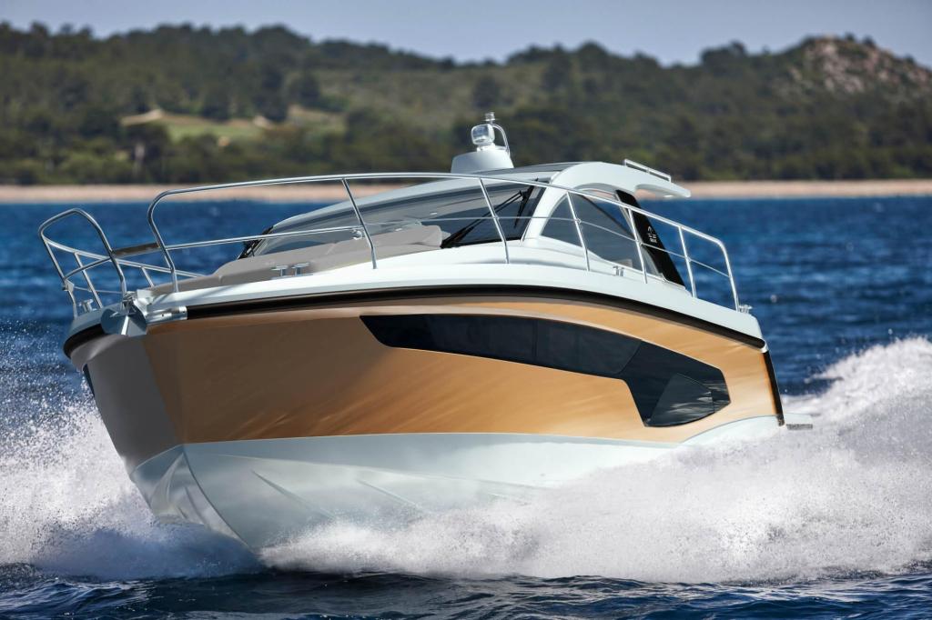 Sealine S335