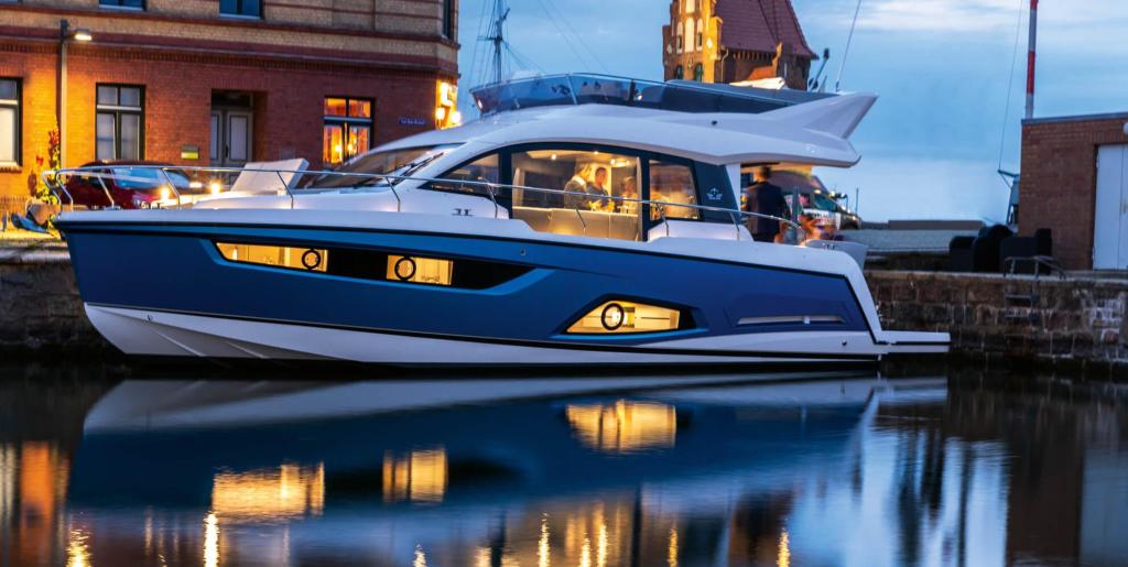 Sealine F430